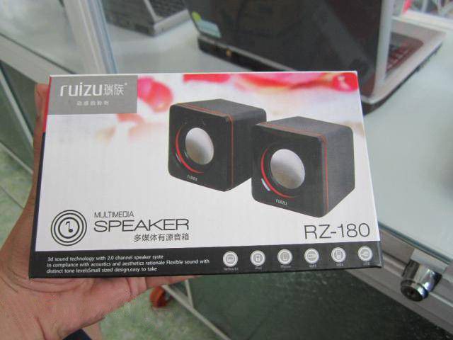 LOA VI TINH 2.0 RUIZU -180